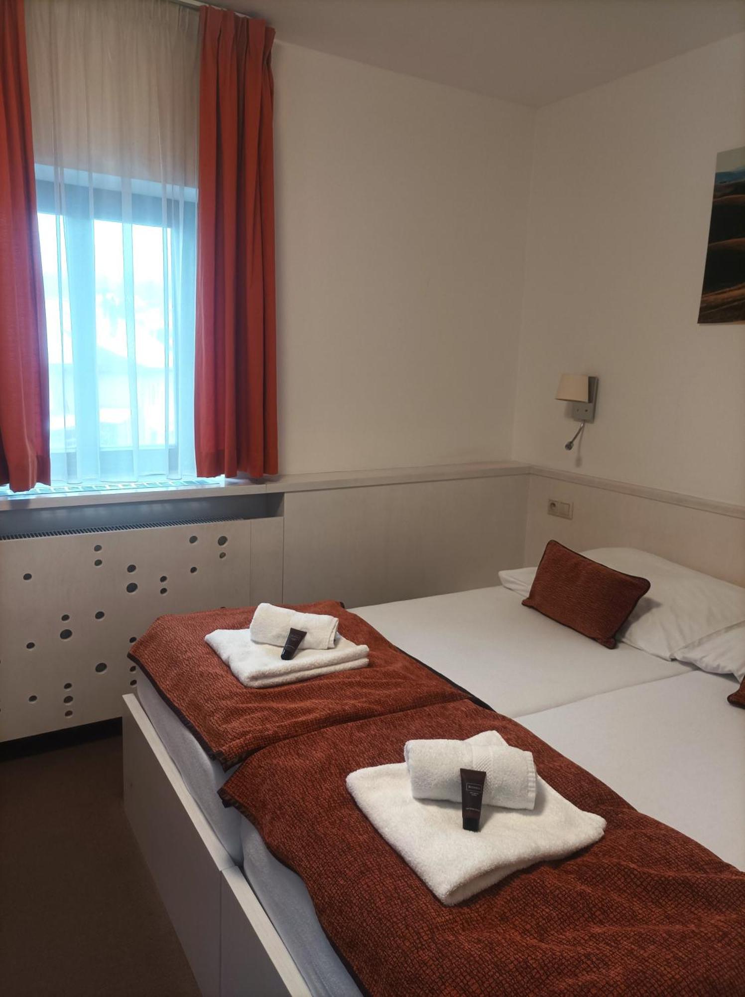 Hotel Olberg Olomucany Bagian luar foto